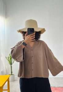 1383.593.کراپ.رزا.کتان سیلک سونیا.نرمال. پک10تایی.قهوه ای1.سرمه ای1.سفید1.نارنجی1.گردویی1. زرشکی1.آبی روشن1.مشکی1.کاربنی1.قرمز1.(8B.5.6.7)