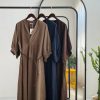3066.633.پیراهن.کتان سیلک سونیا.نرمال. پک3تایی.قهوه ای1.سرمه ای1.گردویی1. (2E.6.7)